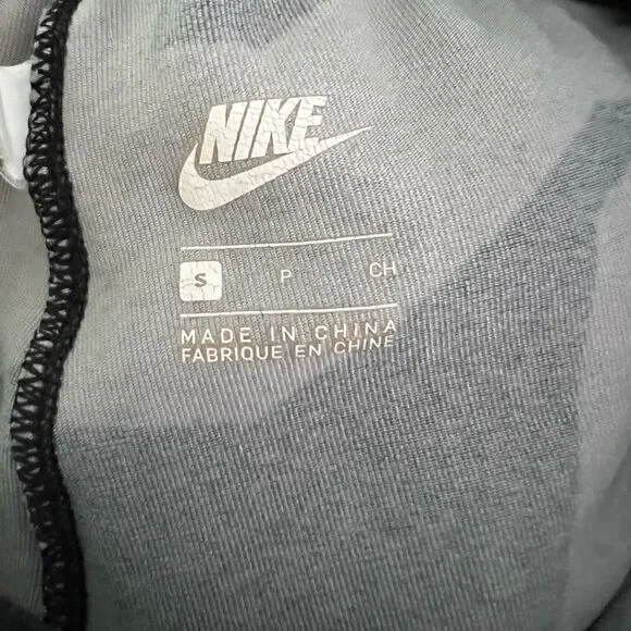 Nike Geometric Pattern Workout Legging Small - Picture 5 of 6